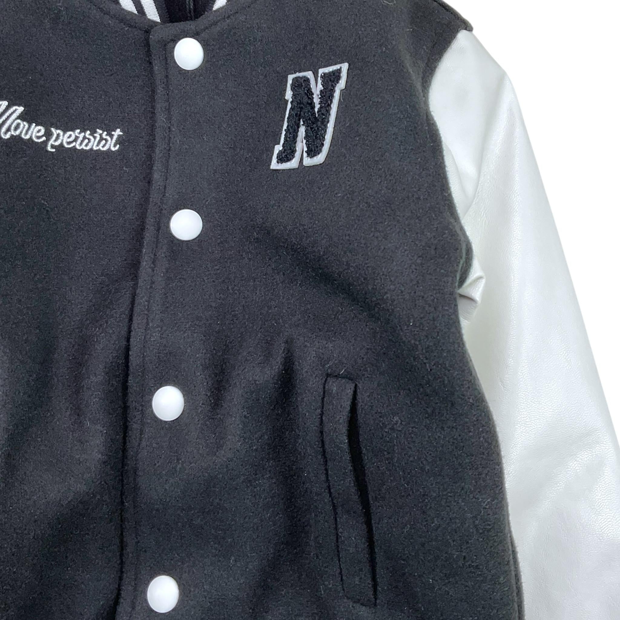 NEVER TOO giubbino modello college bicolore con maniche in contrasto Bianco/nero per Bambino NT1810B BIANCO/NERO NEVER TOO