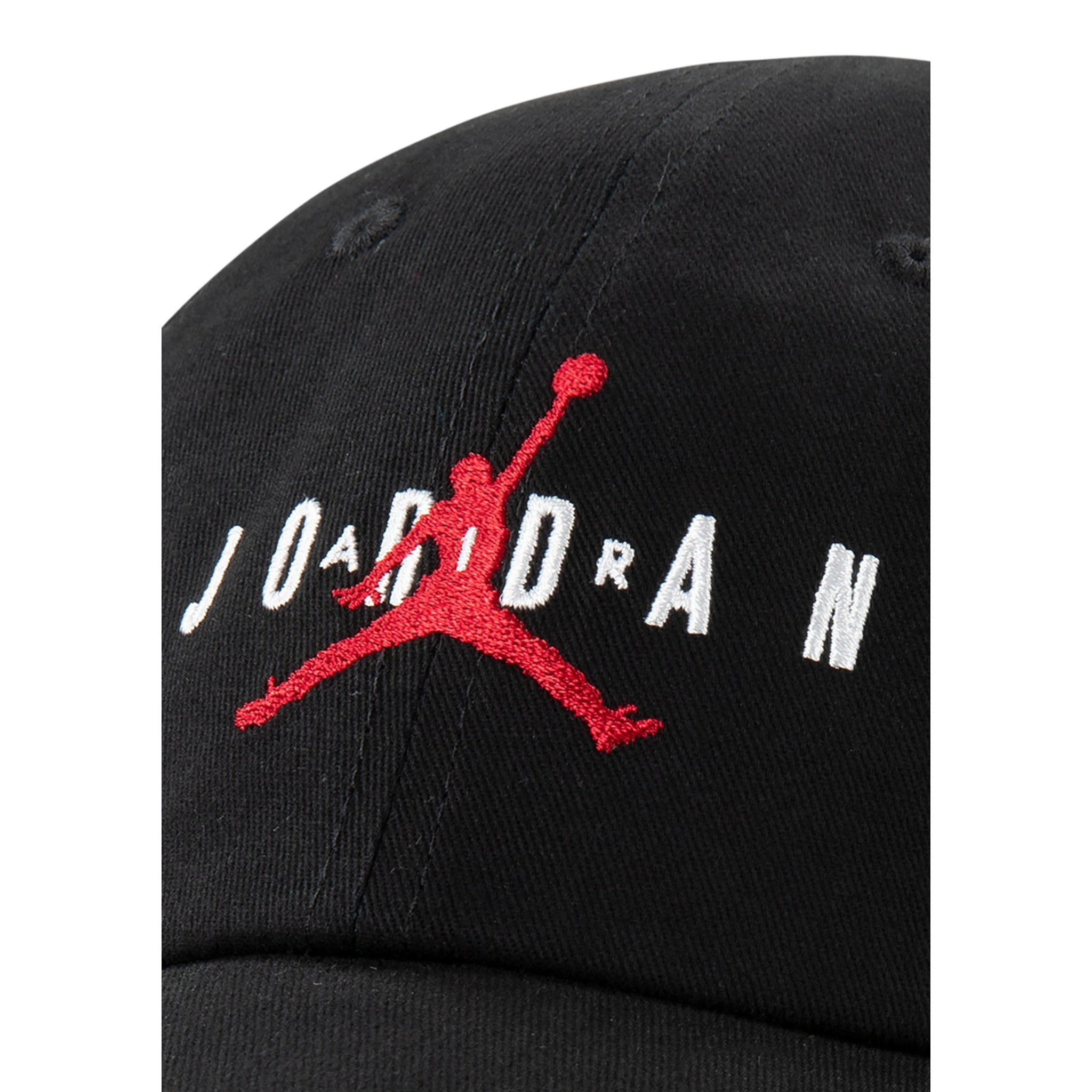 Jordan Cappello tinta unita con Logo Nero per Bambino 9A0569 NERO JORDAN 