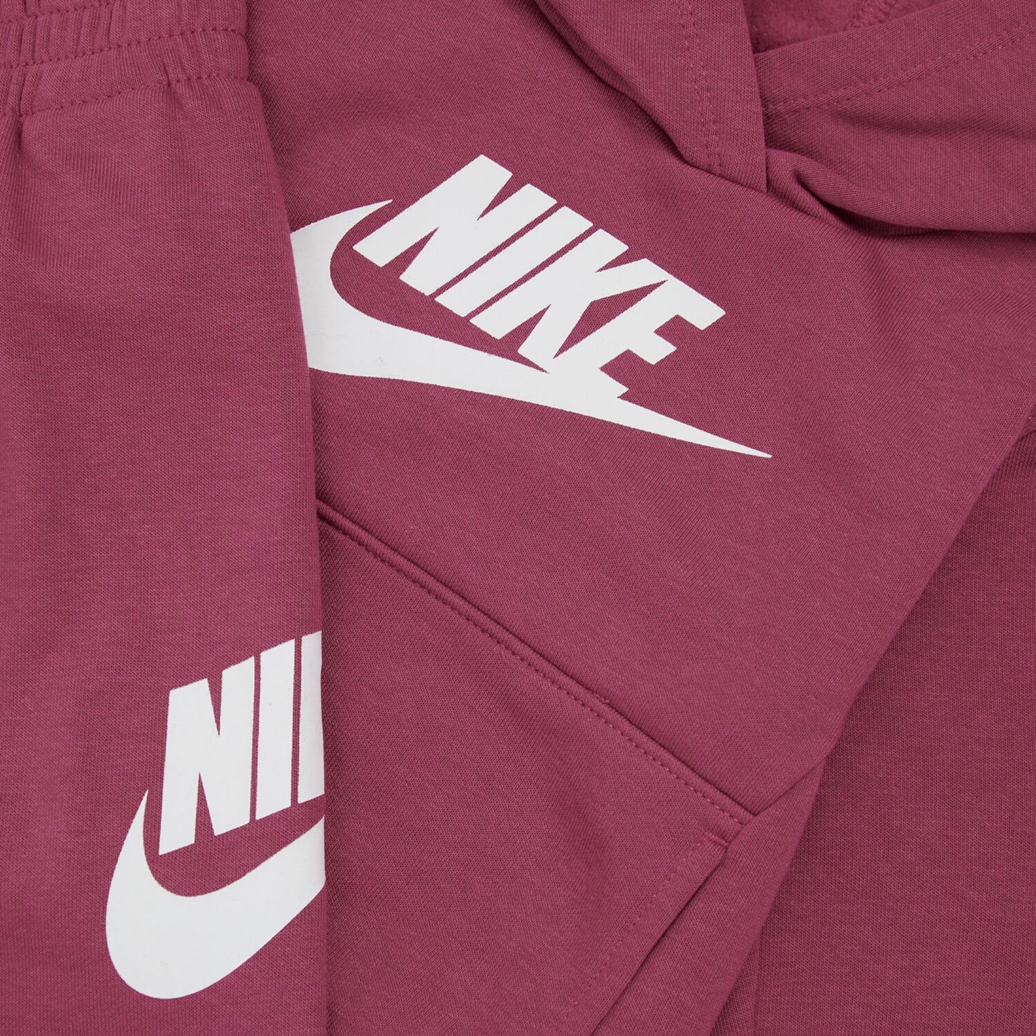 Nike Completo 2 Pezzi Felpa-Pantalone tinta unita Magenta per Neonata 66L135 MAGENTA NIKE 