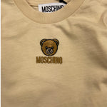 MOSCHINO shirt girocollo tinta unita con logo Beige per Neonata M9O00R BEIGE MOSCHINO 