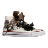 Quickas Two-Tone Sneakers with Laces and White/Black Applications for Girls