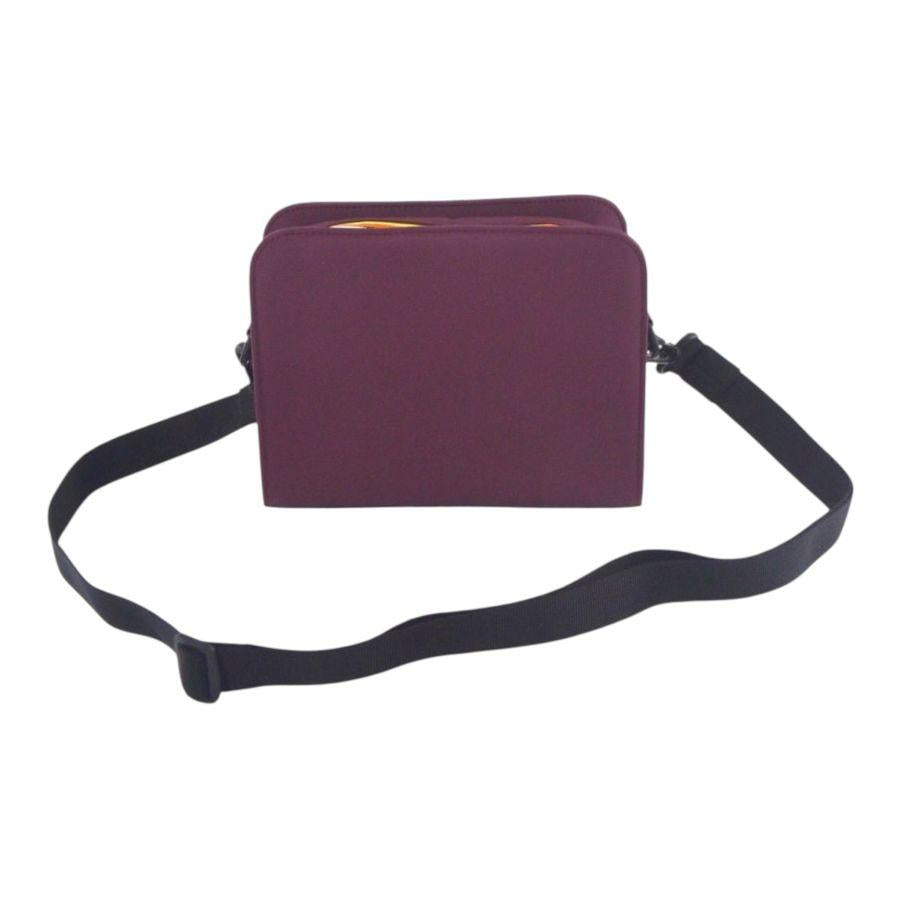 K-Way Borsa Tinta Unita con Tracolla per Bambina K8124ZW VINACCIA K-WAY 